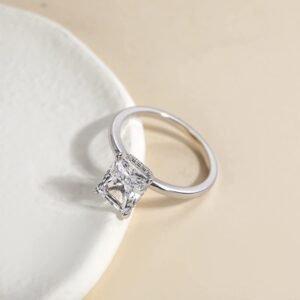 EAMTI 3CT 925 Sterling Silver Engagement Rings Radiant Cut Solitaire Cubic Zirconia CZ Wedding Promise Rings for Her Wedding Bands for Women Size 3-11